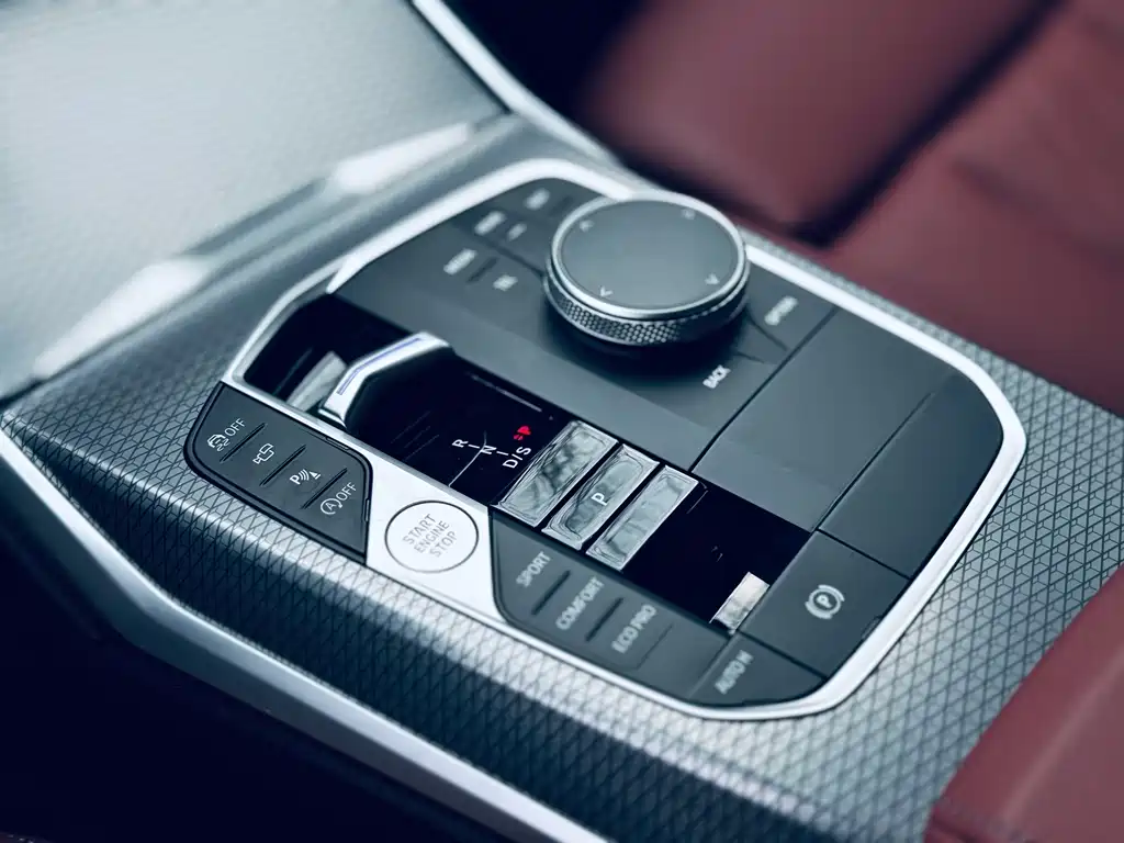 BMW 3 Series — миниатюра 8