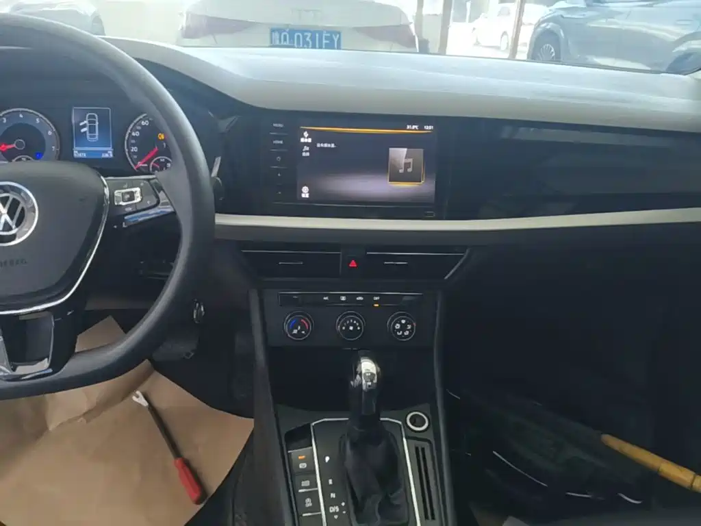 Volkswagen Lavida — миниатюра 13