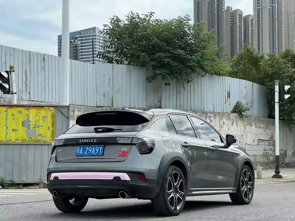 Lynk & Co 02 — миниатюра 9