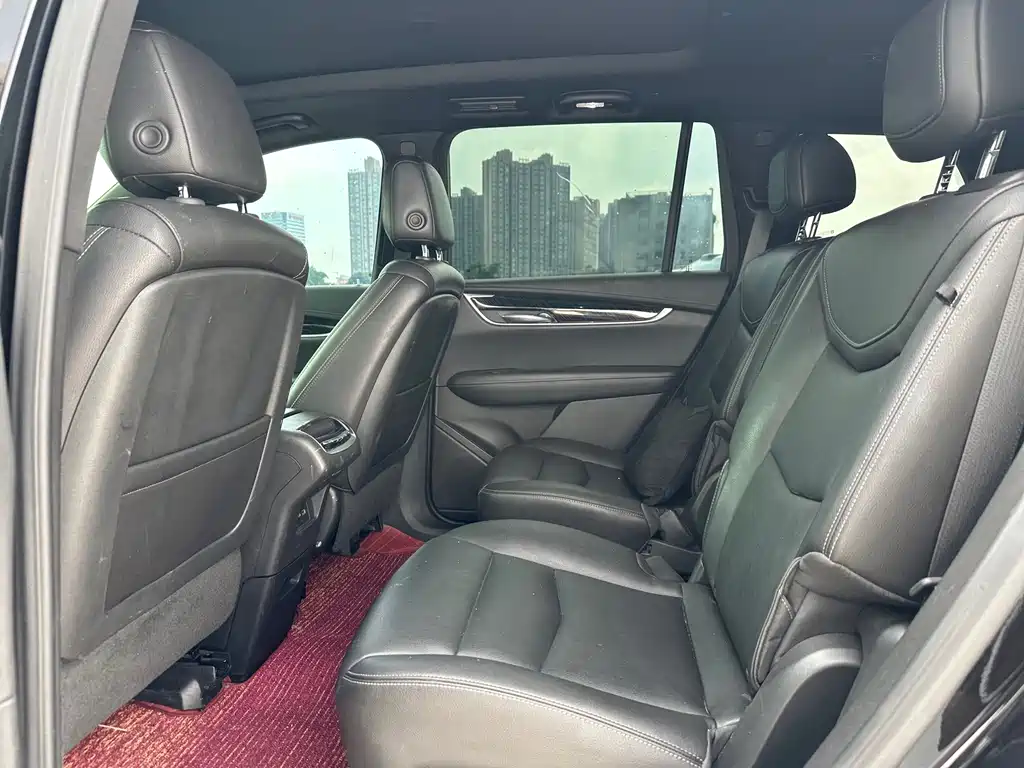 Cadillac XT6 — миниатюра 8