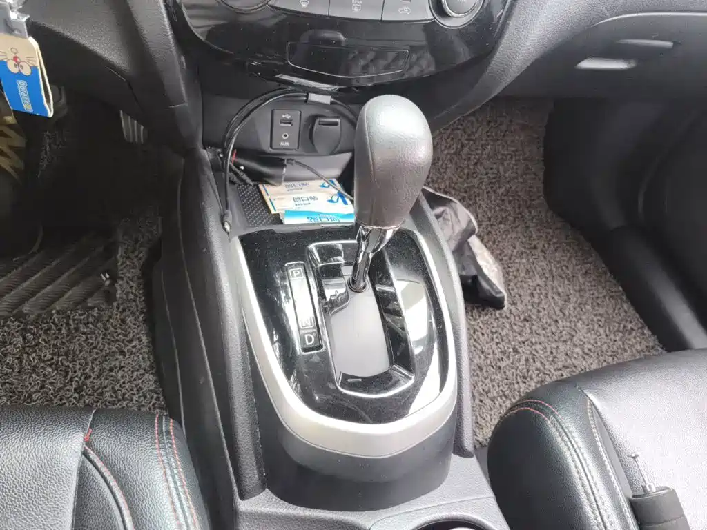 Nissan Qashqai — миниатюра 10