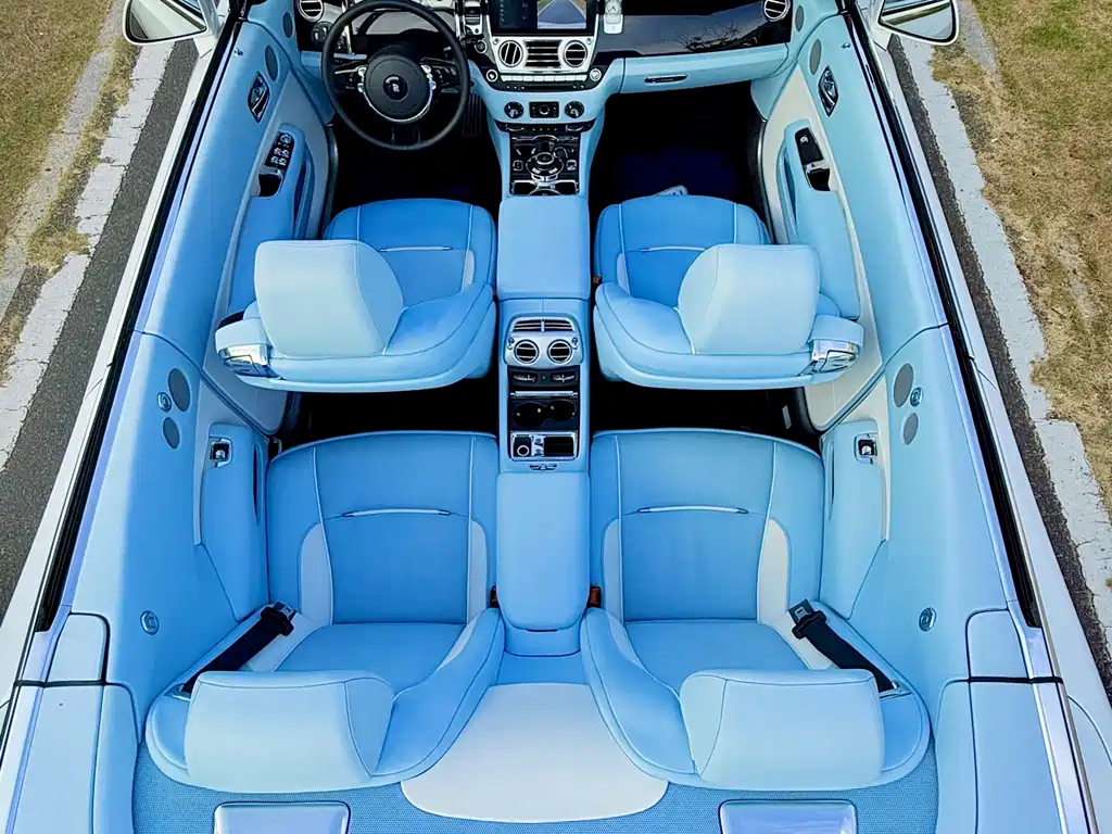 Rolls-Royce Dawn — миниатюра 19