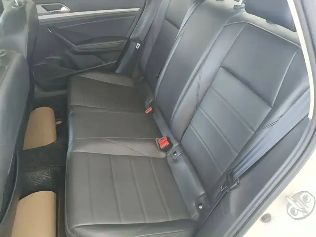 Volkswagen Lavida — миниатюра 17