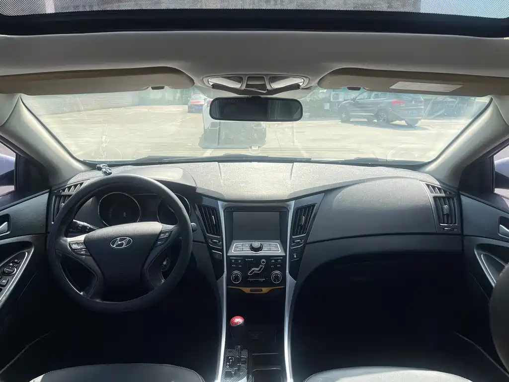 Hyundai Sonata — миниатюра 4