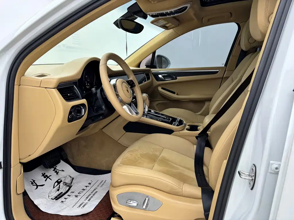 Porsche Macan — миниатюра 18