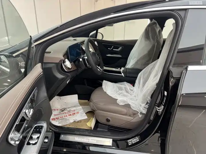 Mercedes-Benz EQE 2025 500 4MATIC