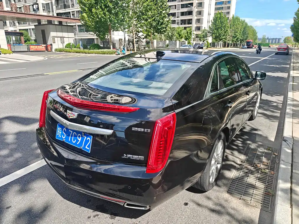 Cadillac XTS — миниатюра 11