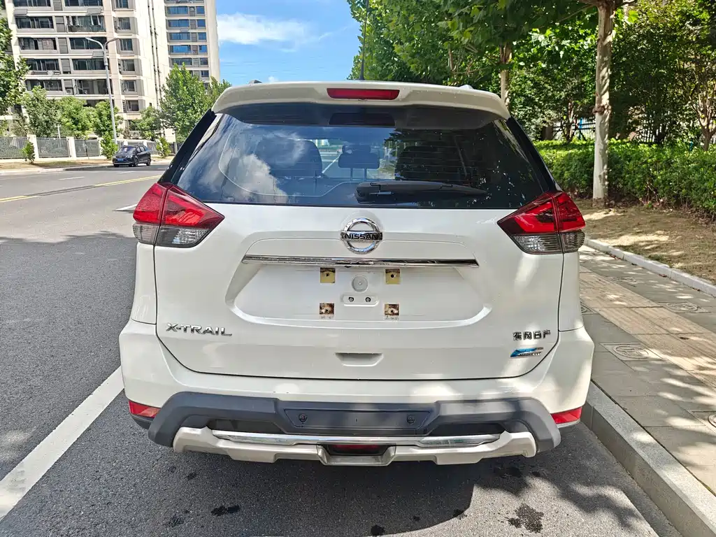 Nissan X-Trail — миниатюра 9
