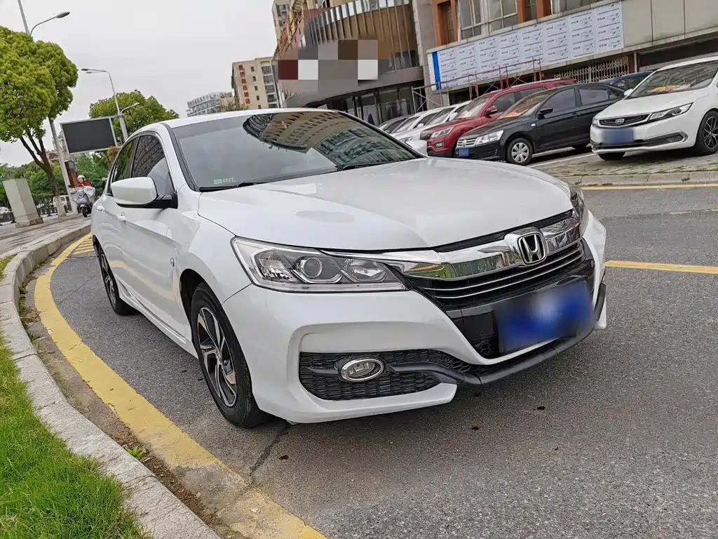Honda Accord — миниатюра 25