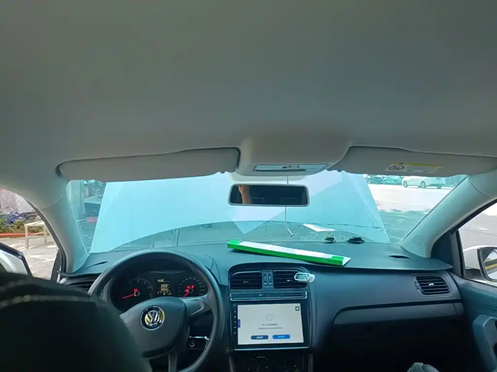 Volkswagen Polo — миниатюра 18