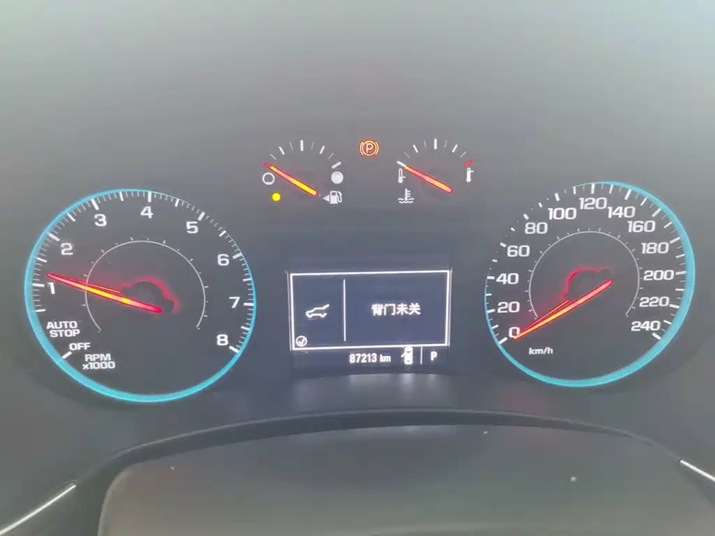 Chevrolet Equinox — миниатюра 12