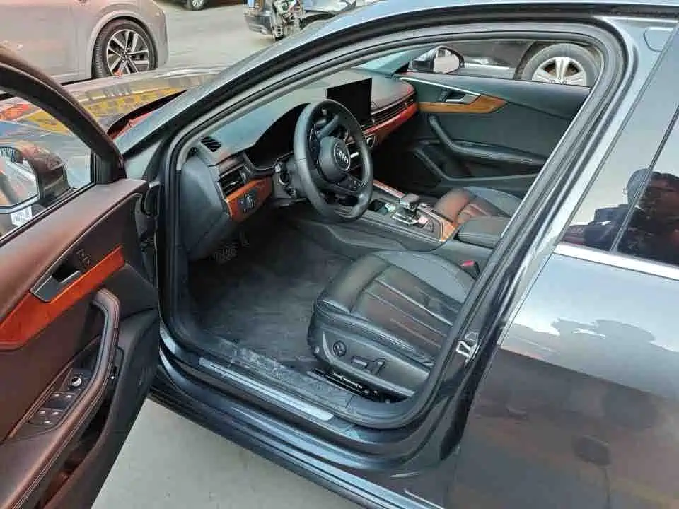 Audi A4L — миниатюра 2