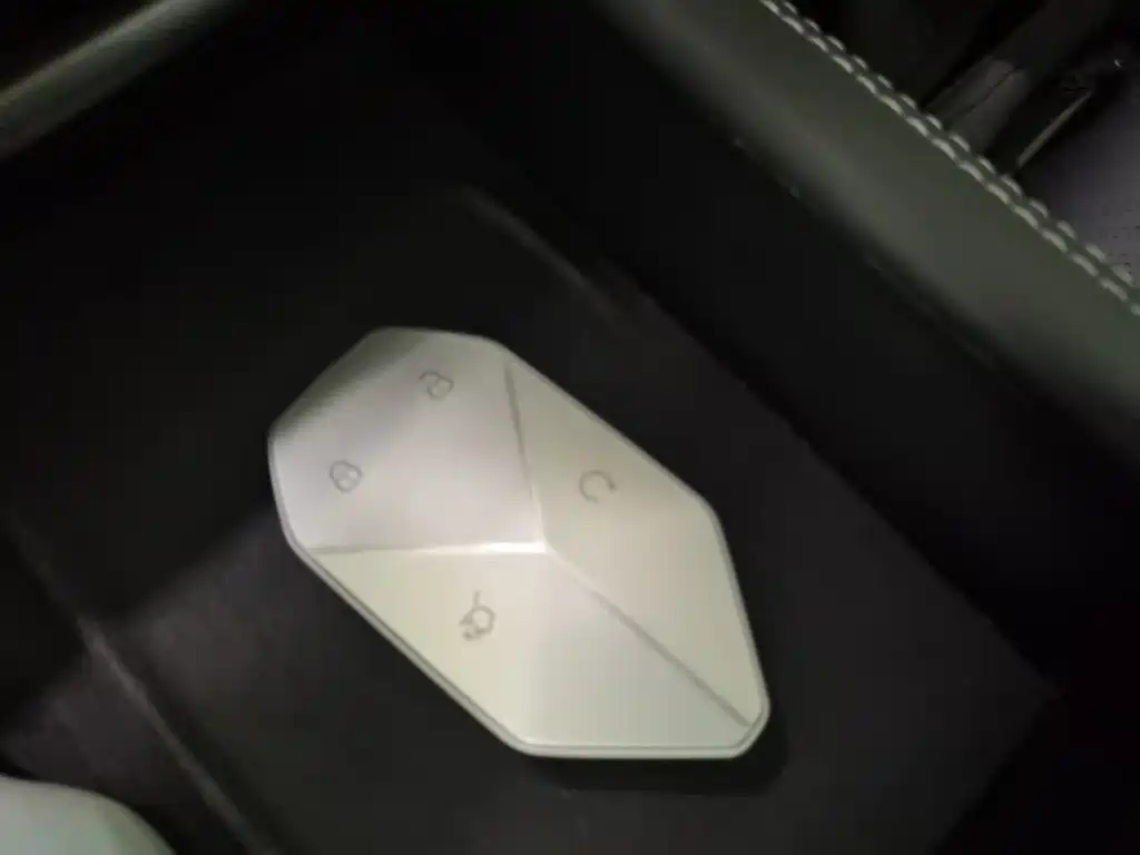 Fang Cheng Bao Titanium 3 — миниатюра 17