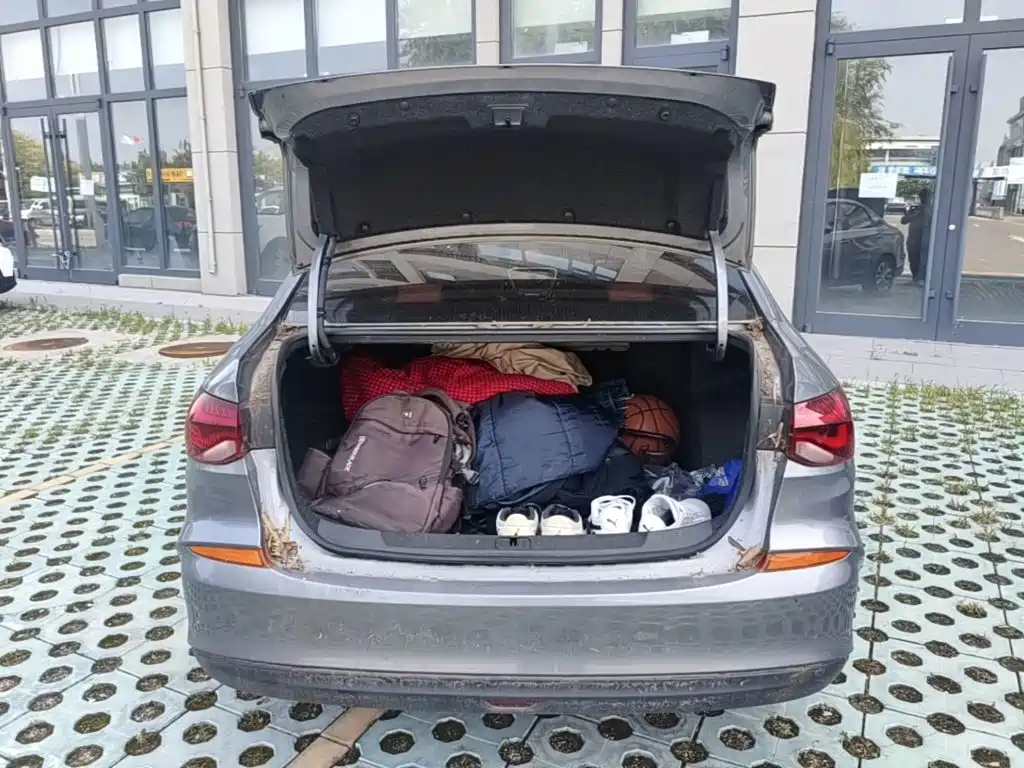 Chevrolet Monza — миниатюра 19