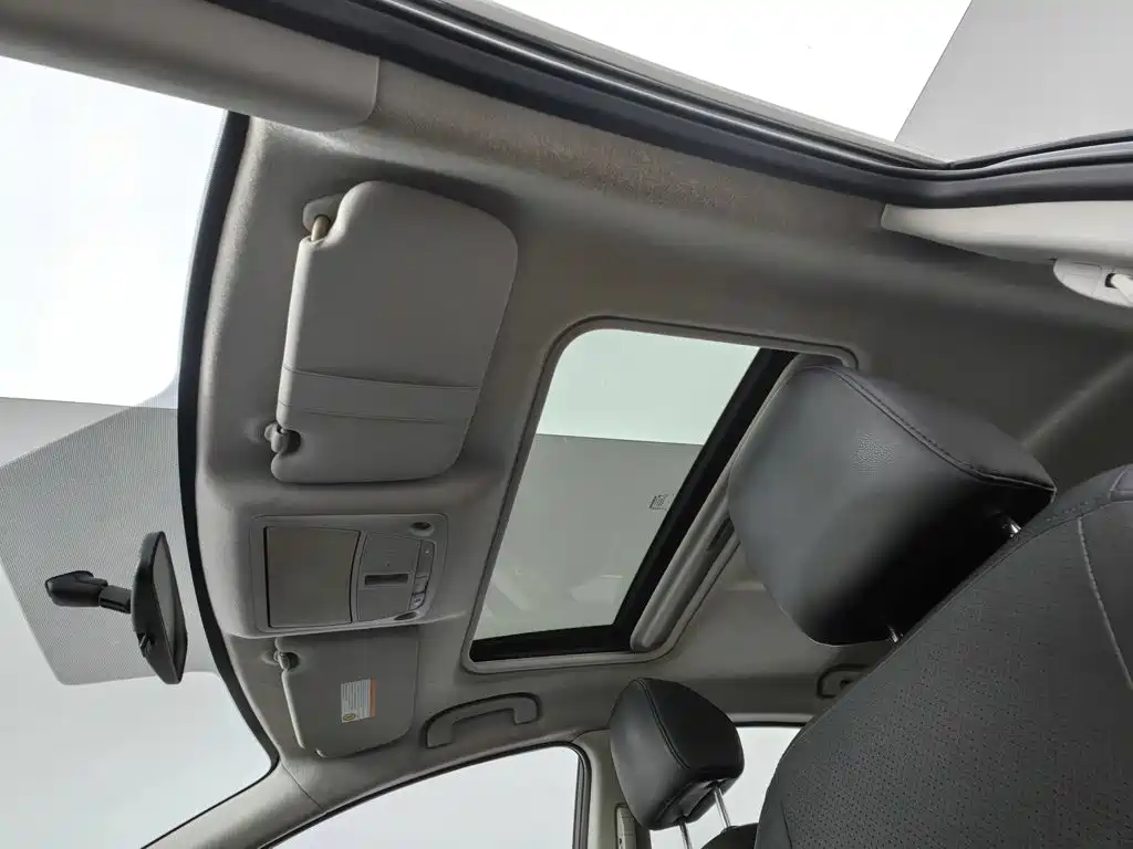 Nissan Sylphy — миниатюра 14