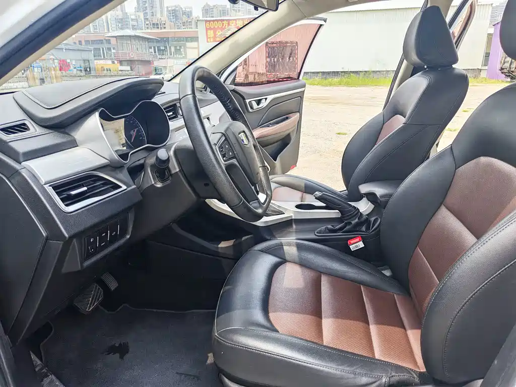 Geely Vision — миниатюра 8