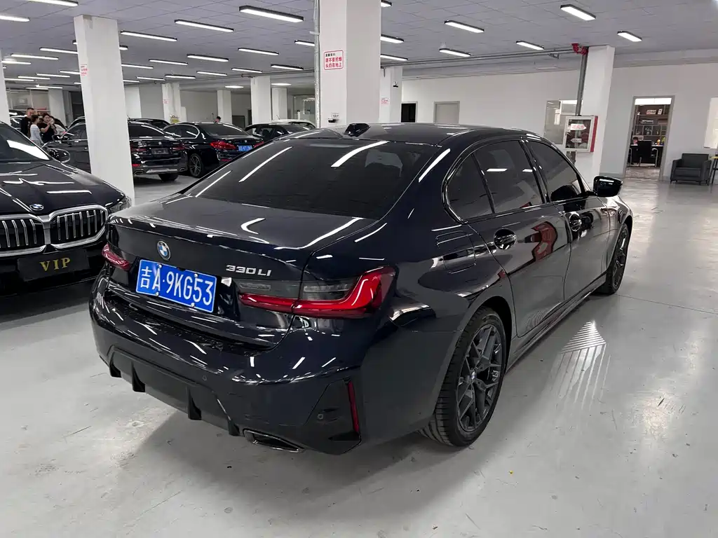 BMW 3 Series — миниатюра 6