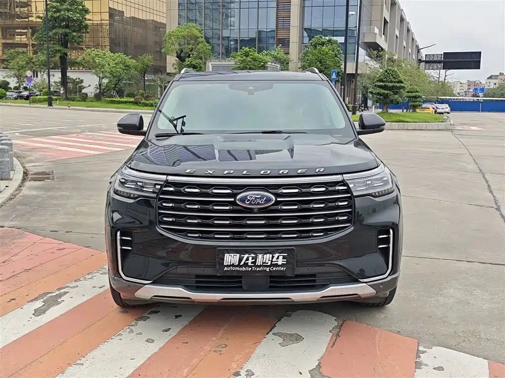 Ford Explorer — миниатюра 2