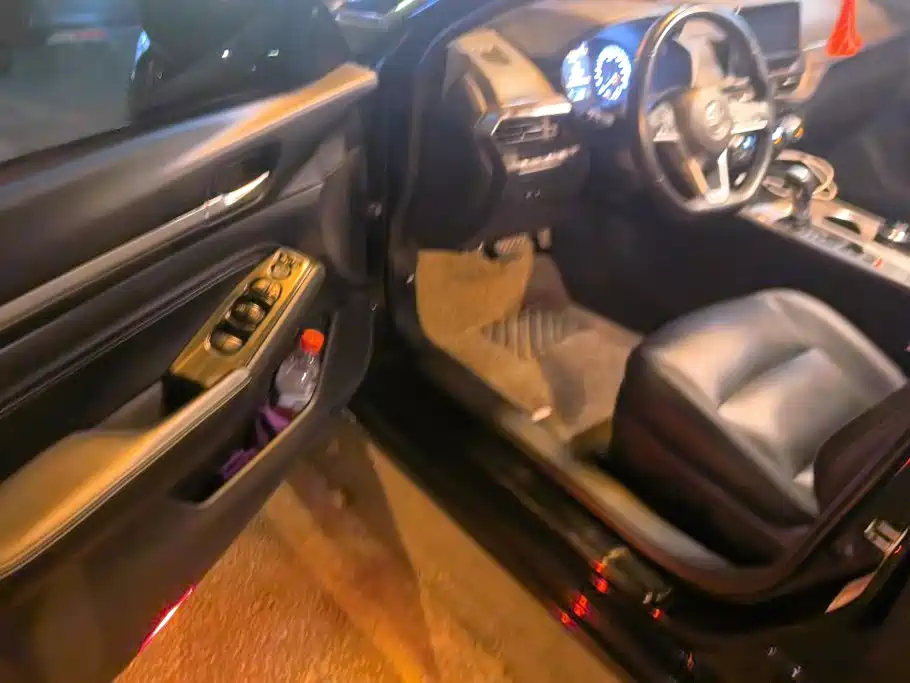 Nissan Teana — миниатюра 7
