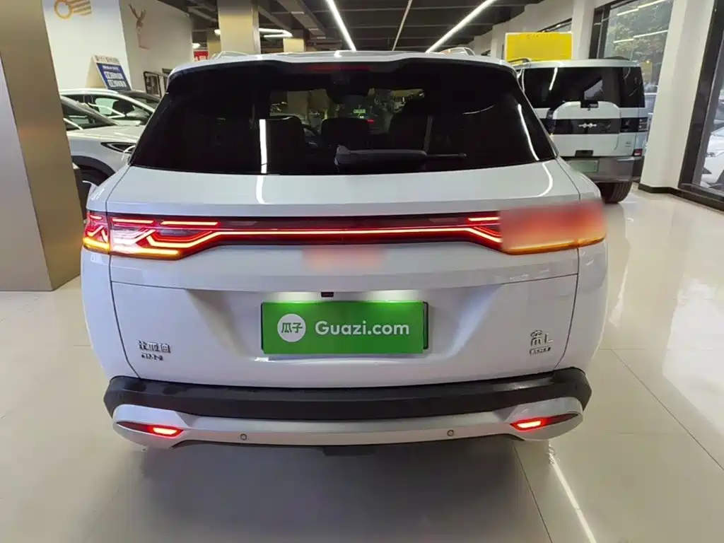 BYD L DM-i — миниатюра 6