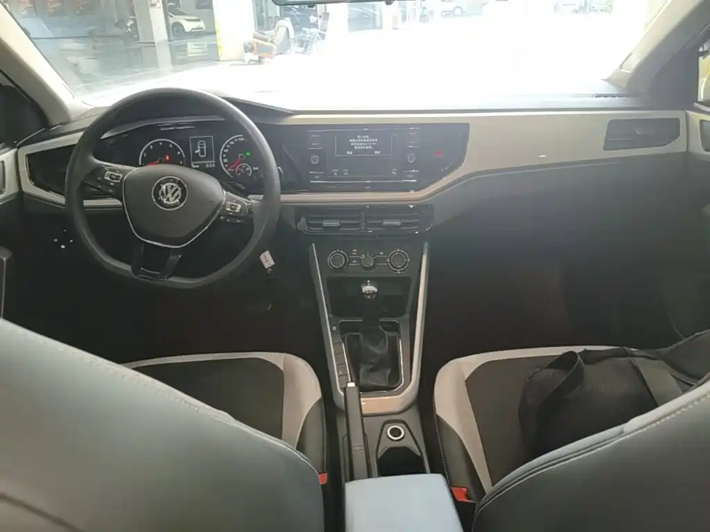 Volkswagen Polo — миниатюра 10
