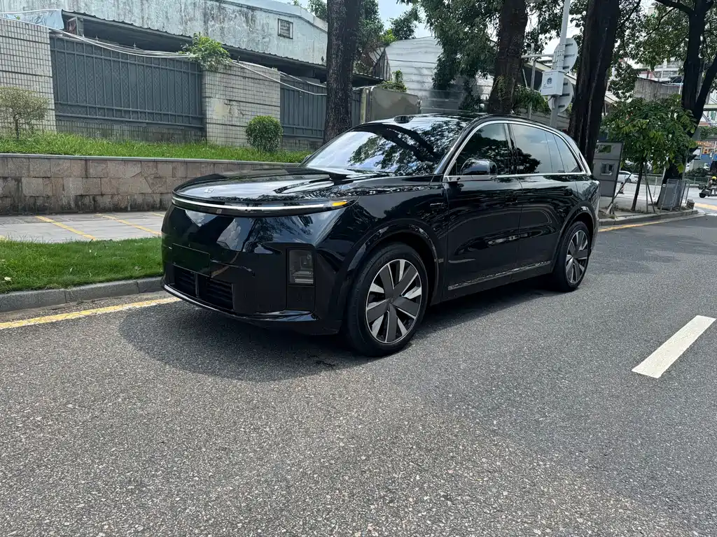 Li Auto Li L8 — миниатюра 2