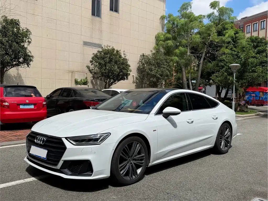 Audi A7L