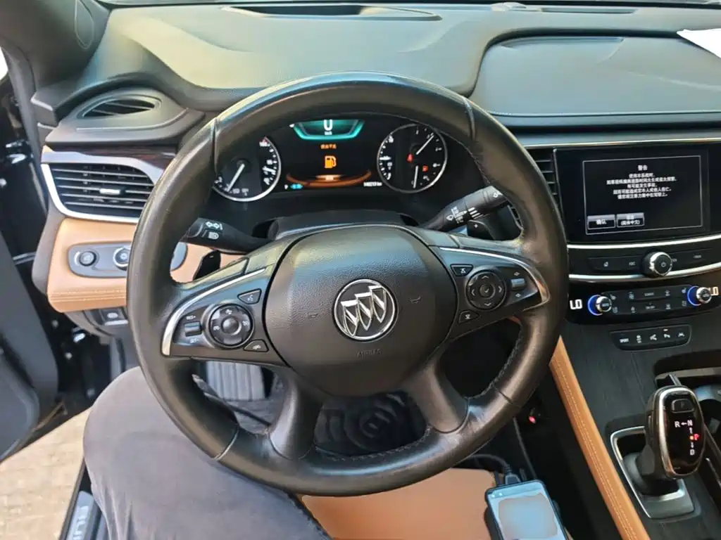Buick LaCrosse — миниатюра 11