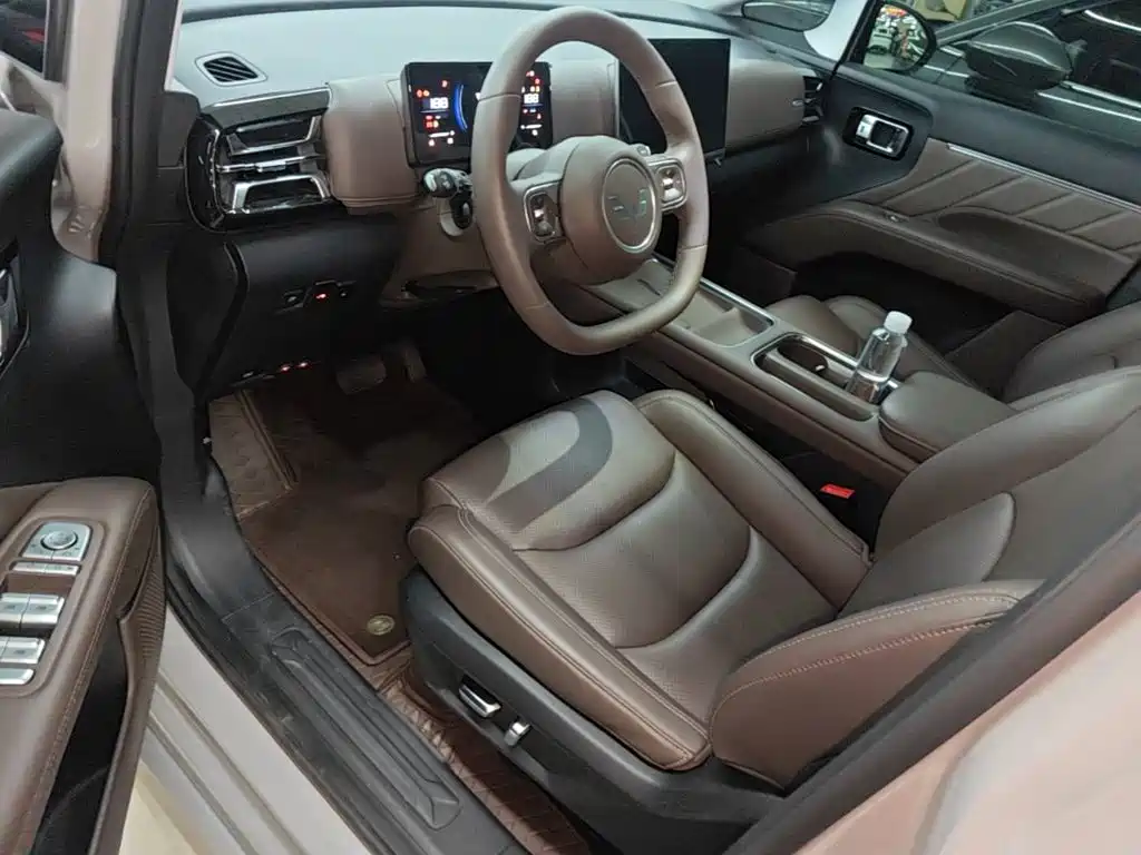 Wuling Xingguang 730 New Energy — миниатюра 15