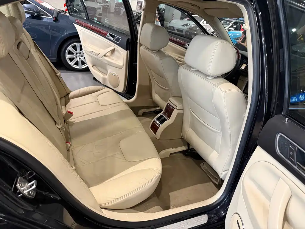 Volkswagen Passat Lingyu — миниатюра 14