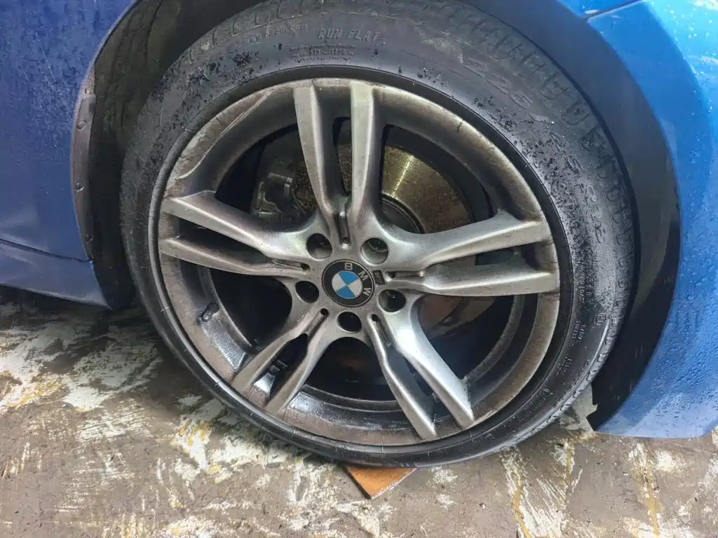 BMW 3 Series — миниатюра 24