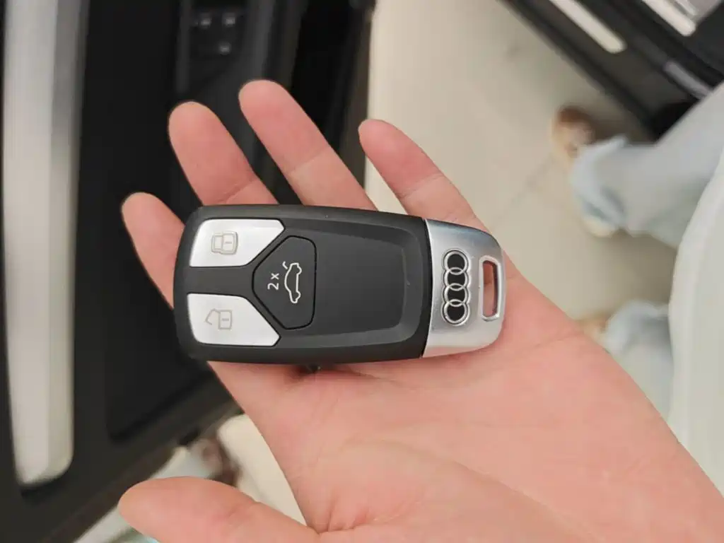 Audi Q5L — миниатюра 9