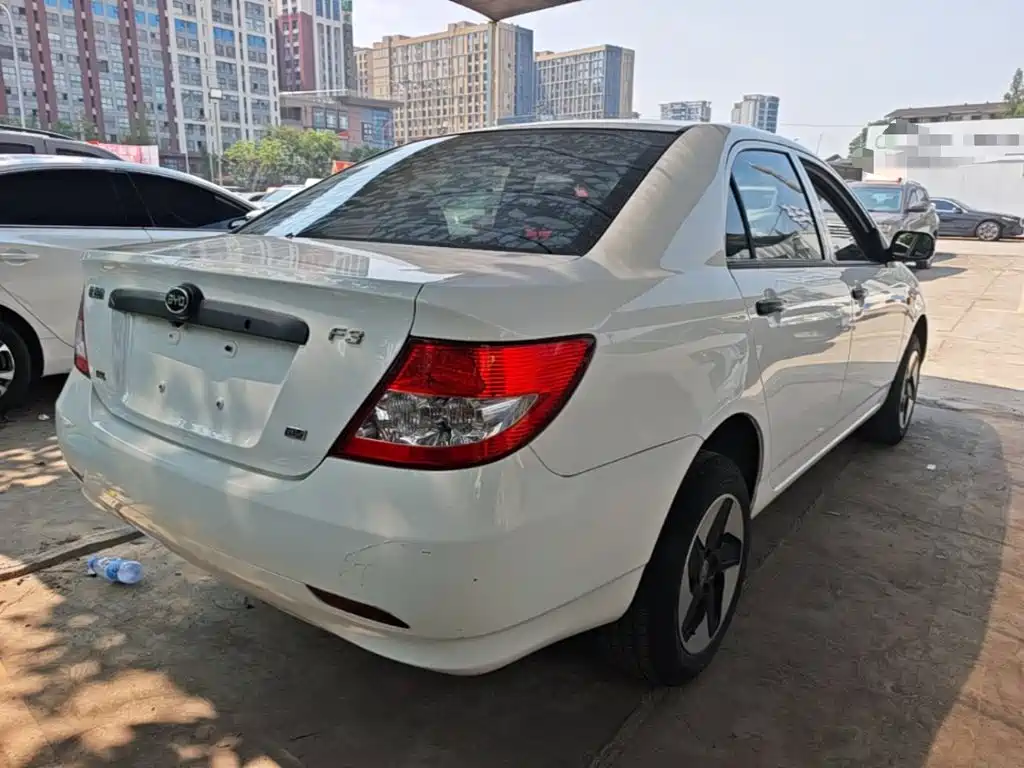BYD F3 — миниатюра 7