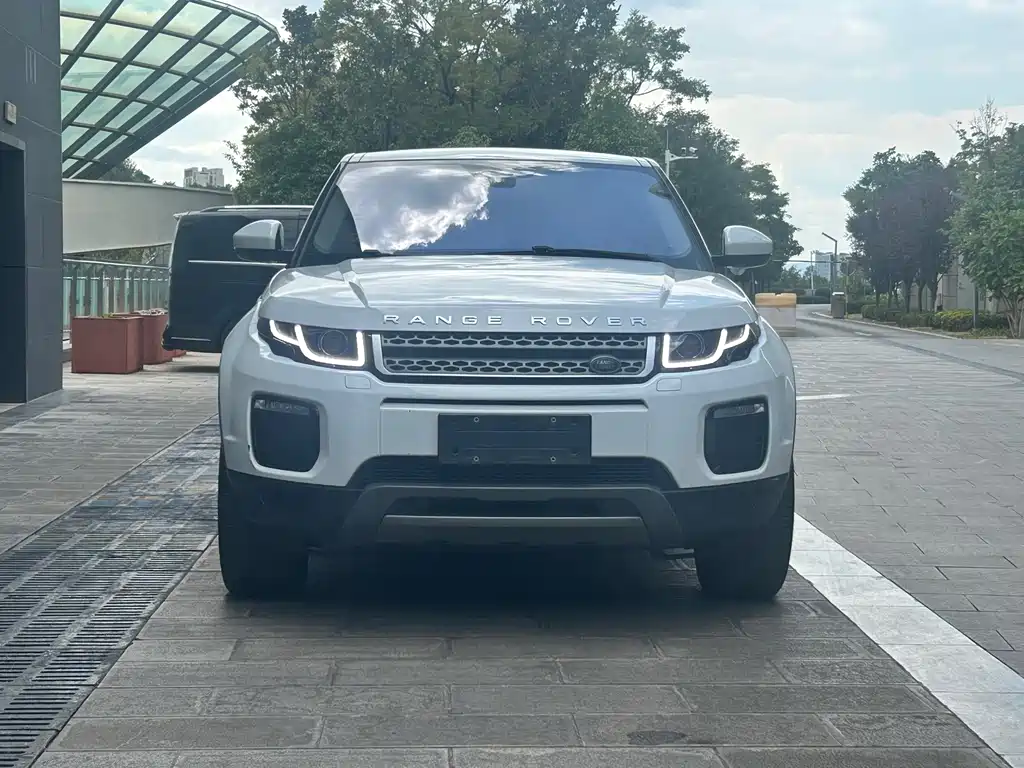 Land Rover Evoque — миниатюра 2