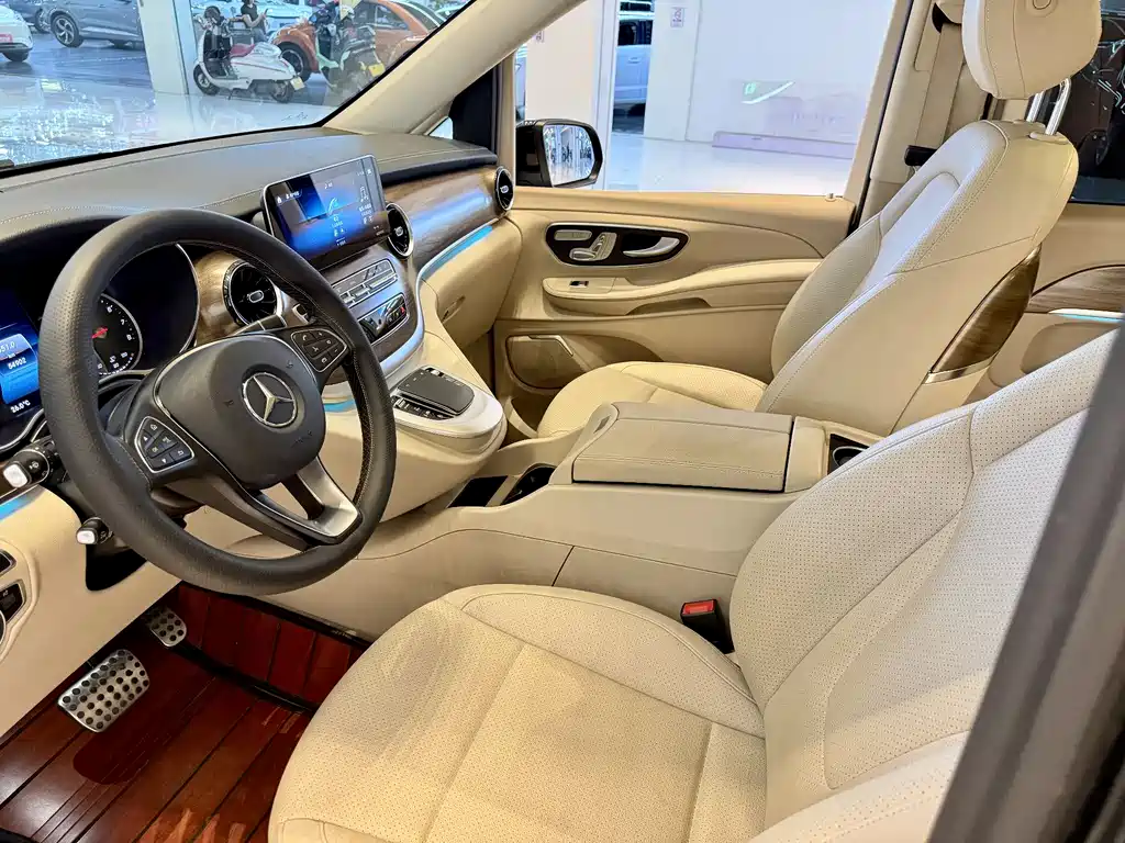 Mercedes-Benz V-Class V 2021 V 260 Luxury
