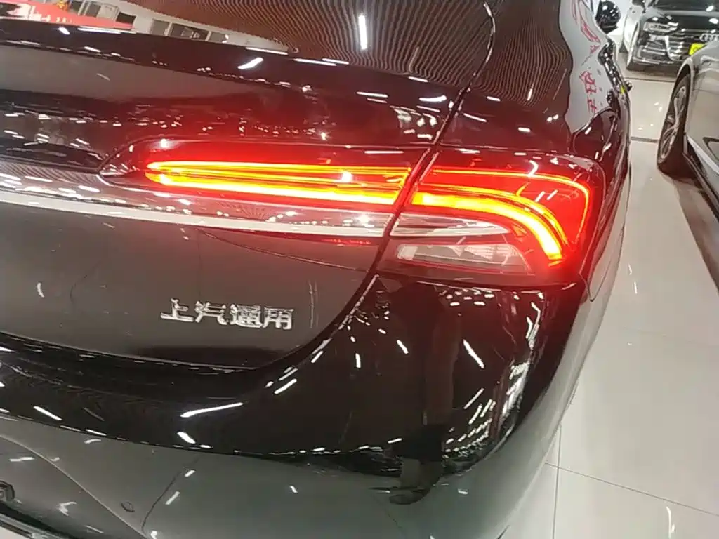 Buick LaCrosse — миниатюра 8