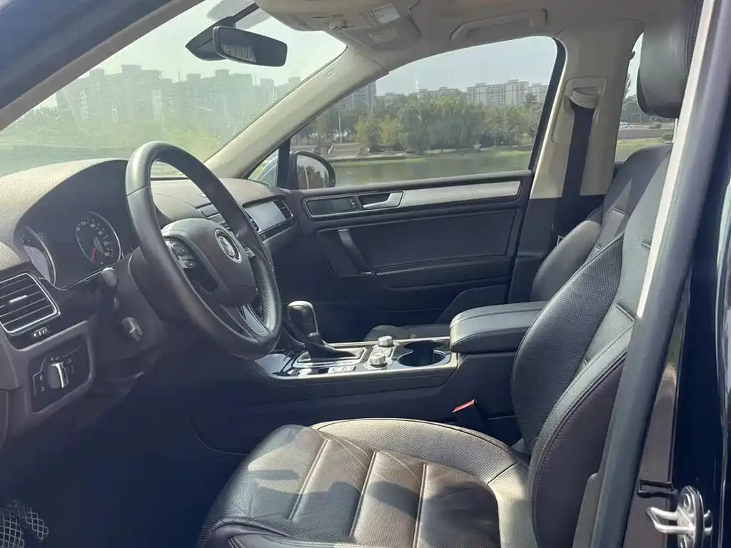 Volkswagen Touareg 2017 3.0TSI