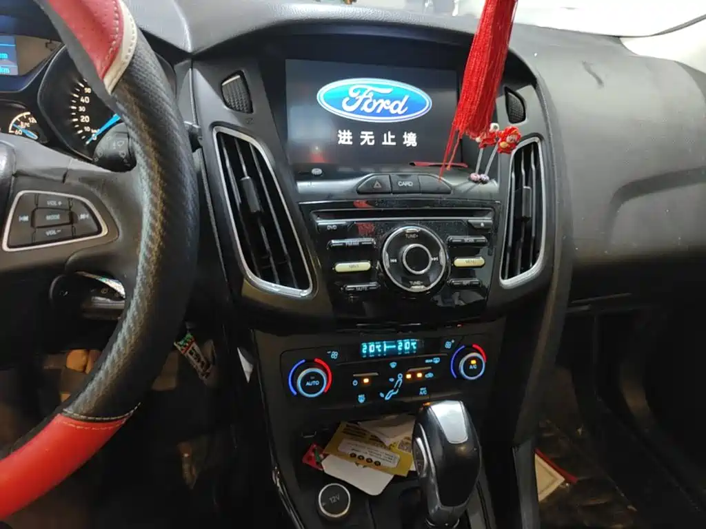 Ford Focus — миниатюра 13