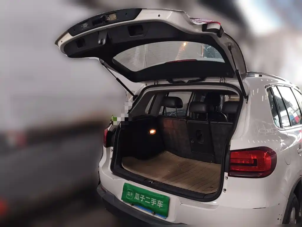 Volkswagen Tiguan — миниатюра 16
