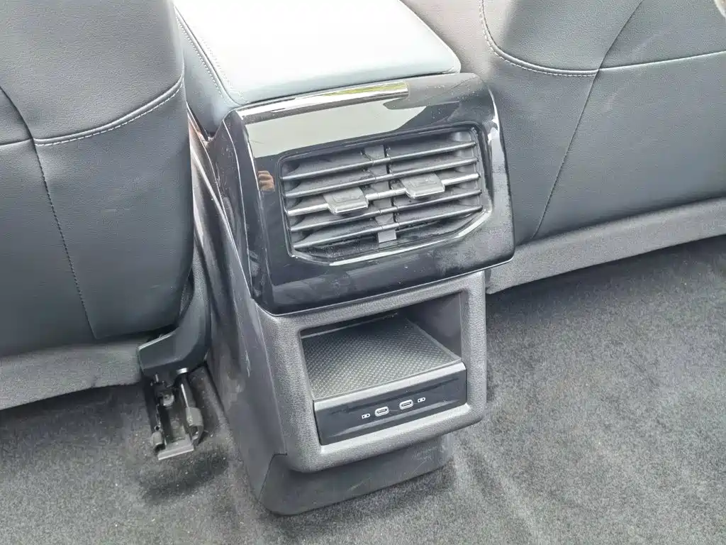Volkswagen ID.4 X — миниатюра 30