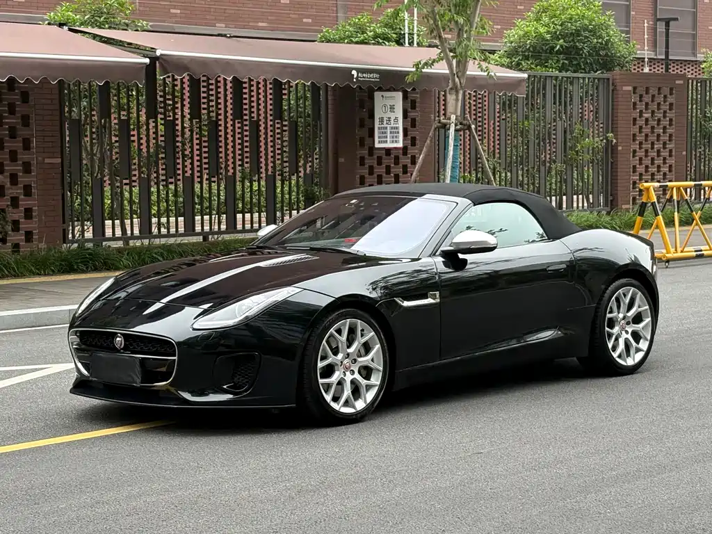Купить Jaguar F-TYPE