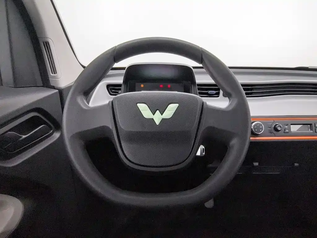 Wuling MINIEV — миниатюра 11