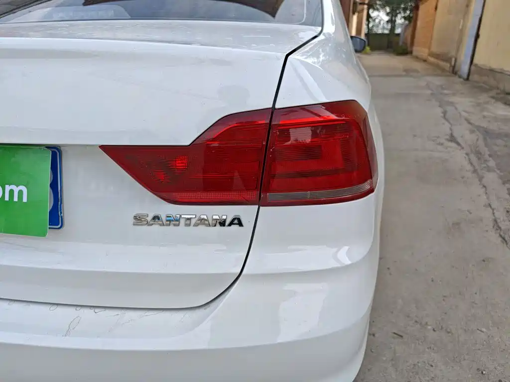 Volkswagen Santana — миниатюра 8