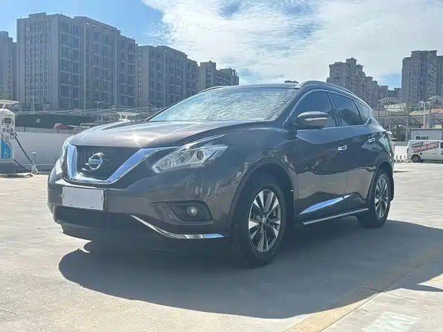 NISSAN LOULAN 2022