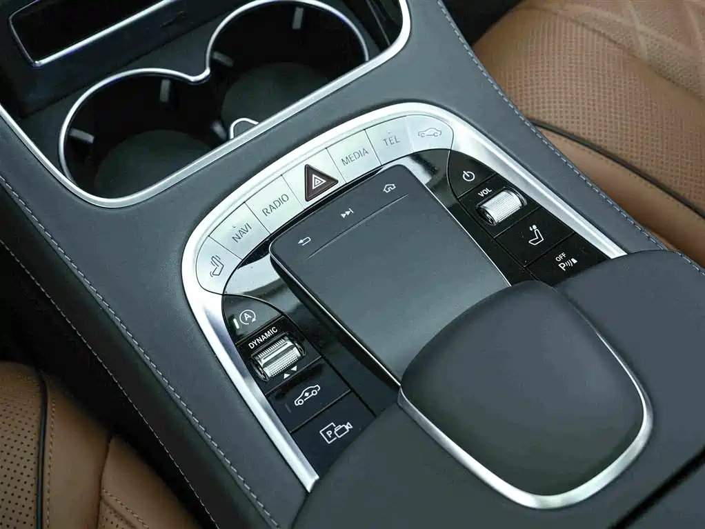 Mercedes-Benz S-Class — миниатюра 10