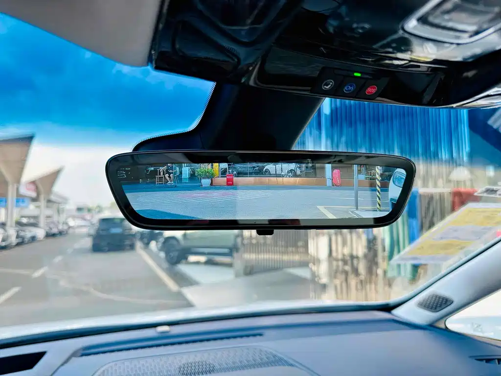 BUICK GL8 NEW ENERGY