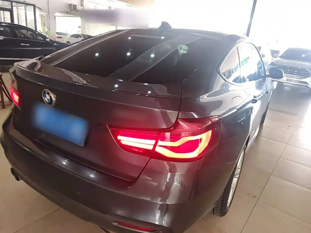 BMW 3 Series GT — миниатюра 7