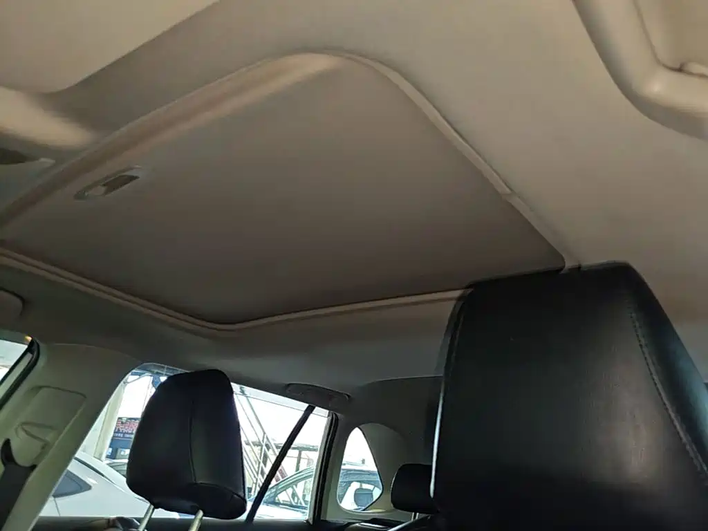 Toyota RAV4 — миниатюра 18