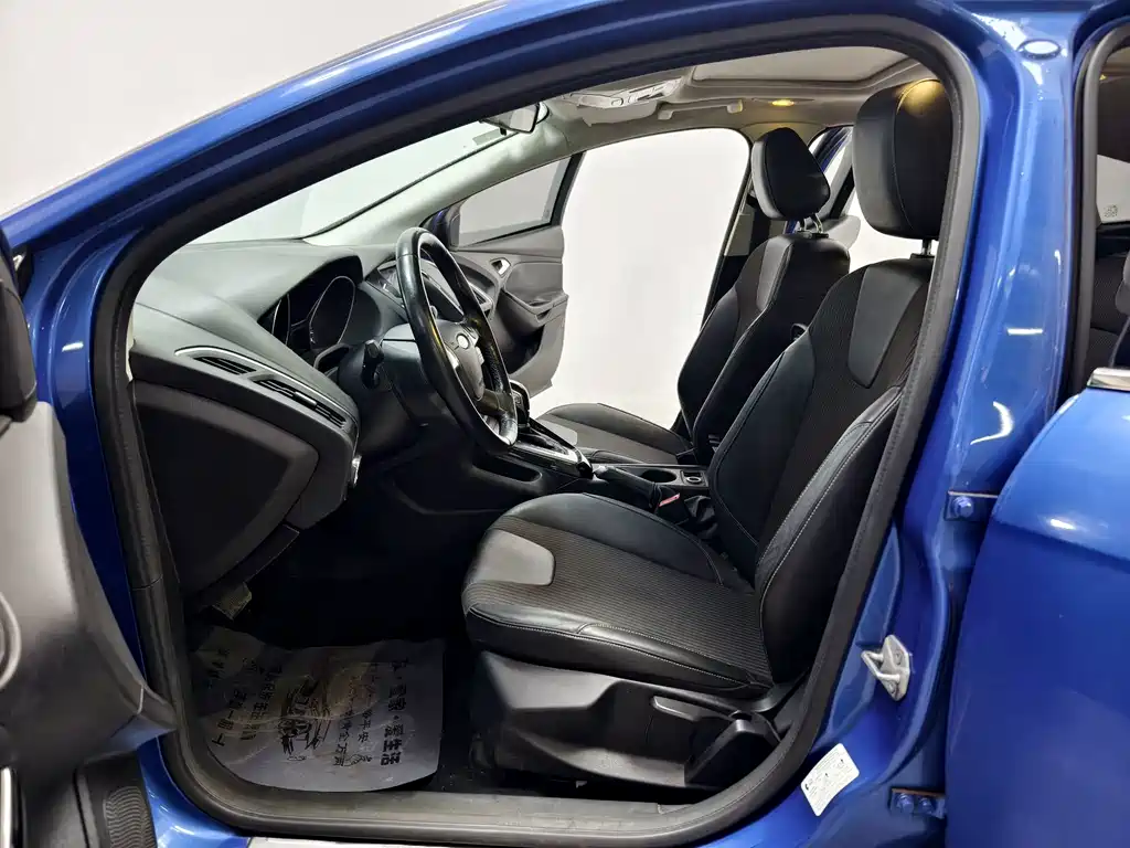 Ford Focus — миниатюра 11