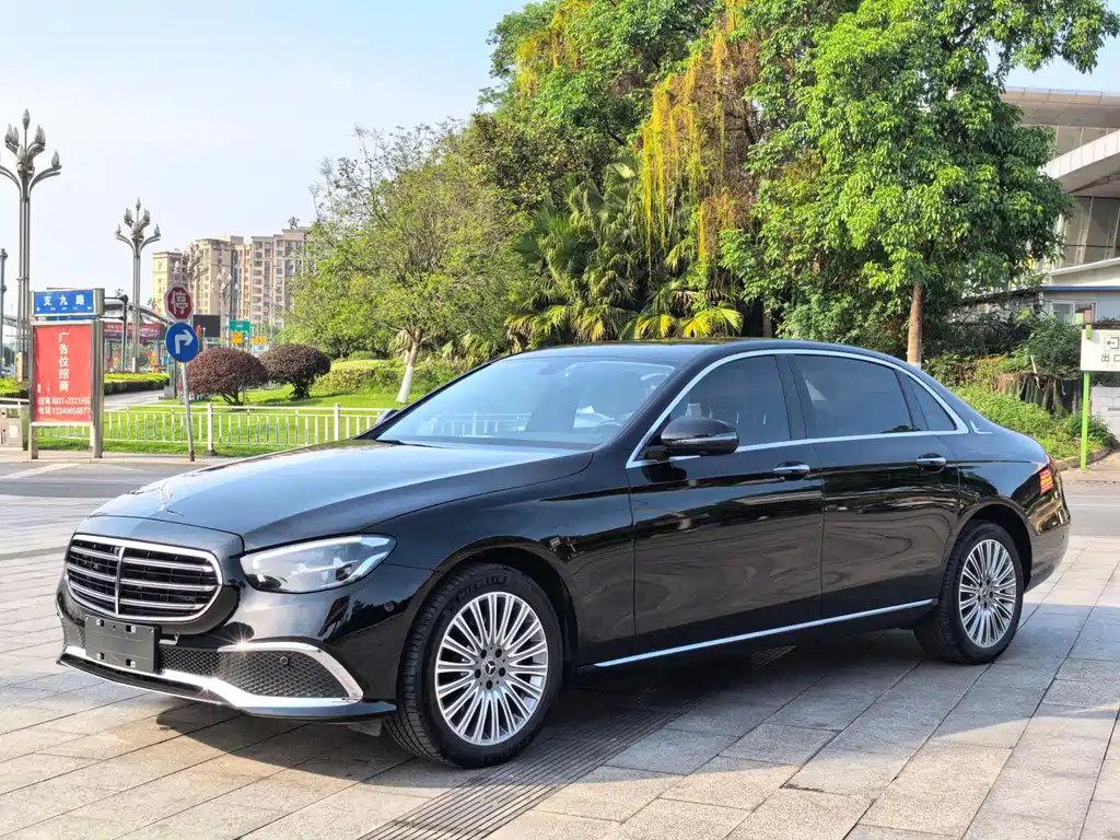 Mercedes-Benz E-Class 2023